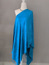 Load image into Gallery viewer, Cashmere Blend Scarf/Shawl